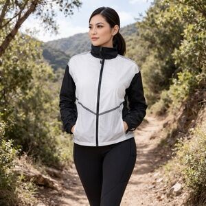 Nike Windbreaker Jacket Black White Zip Lightweight Running Training EUC